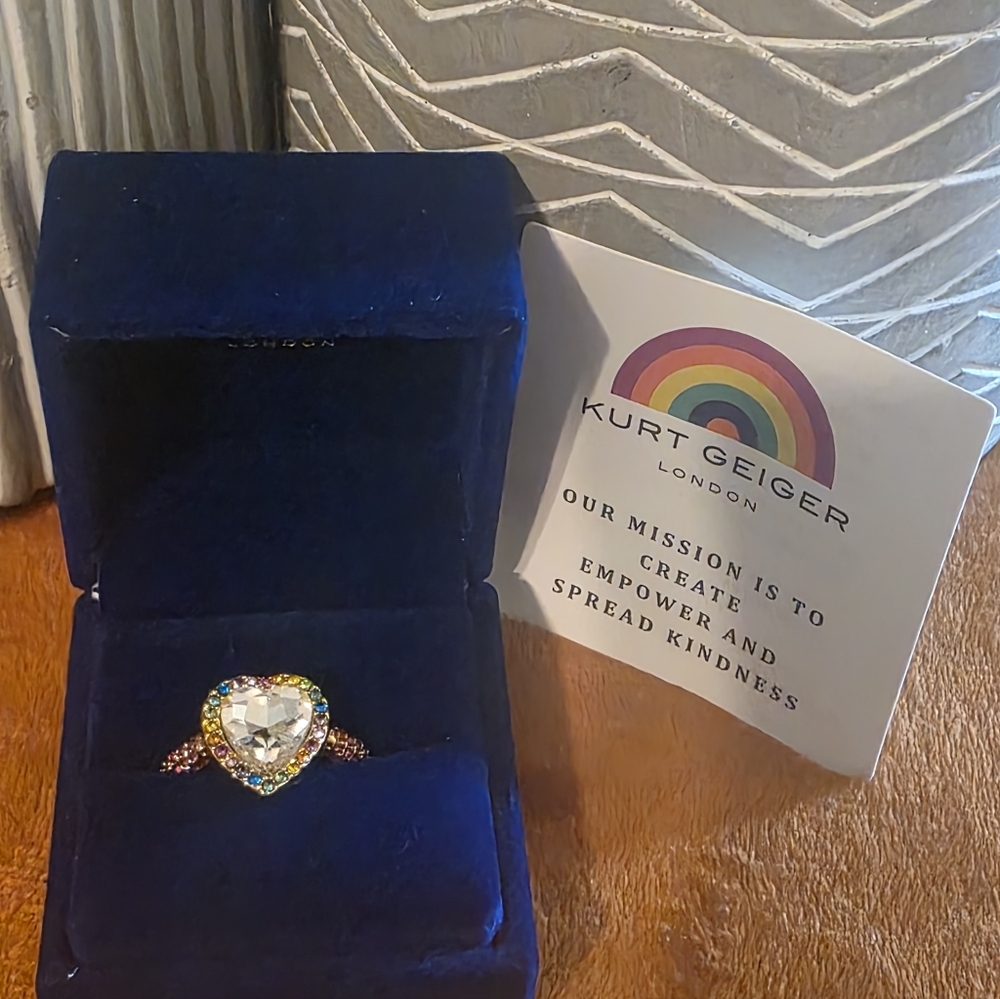 Kurt Geiger Heart Ring with Colorful Stones - Picture 13 of 13